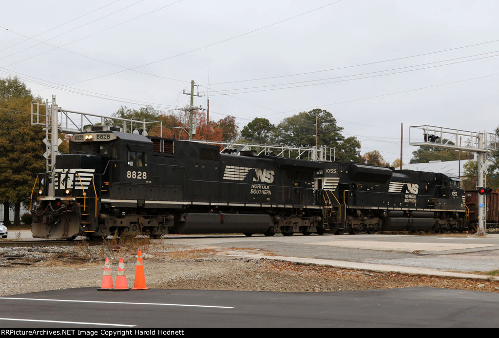 NS 8828 & 1055 lead train 351 out of Glenwood Yard